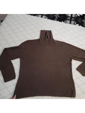 Laura Scott Women's Brown Jumper